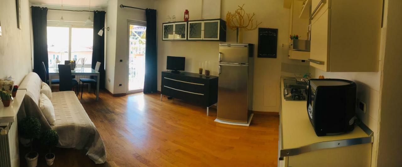Ledonia Apartment Леричи Экстерьер фото